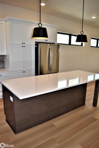 2358 River Road Iowa Falls IA 50126