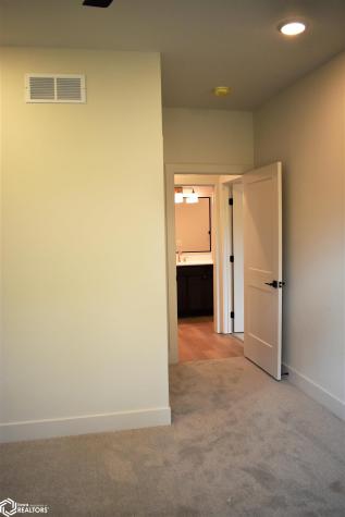 2356 River Road Iowa Falls IA 50126