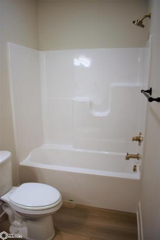 2356 River Road Iowa Falls IA 50126