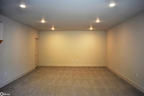 2356 River Road Iowa Falls IA 50126