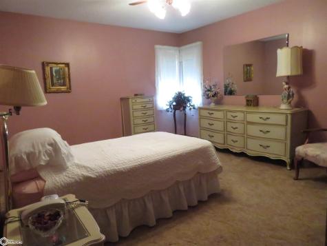 212 3rd Avenue NE Clarion IA 50525