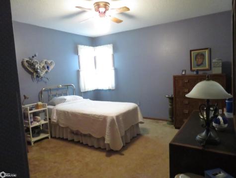 212 3rd Avenue NE Clarion IA 50525