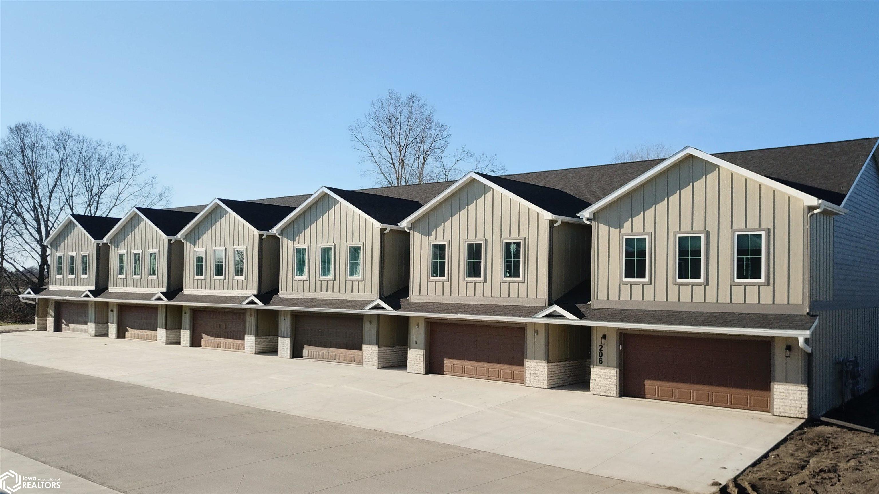 208 Stonebrook Court Clear Lake IA 50428