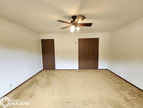 1 Asbury Court Mason City IA 50401