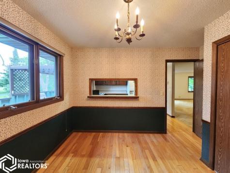 1 Asbury Court Mason City IA 50401