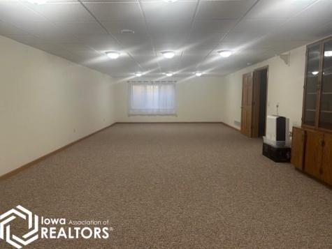 901 3rd Avenue S Clear Lake IA 50428