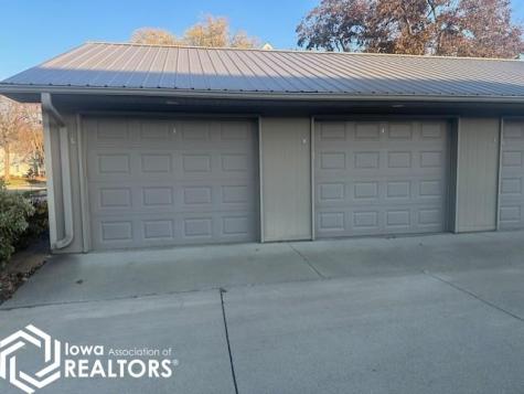 901 3rd Avenue S Clear Lake IA 50428