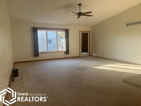 901 3rd Avenue S Clear Lake IA 50428