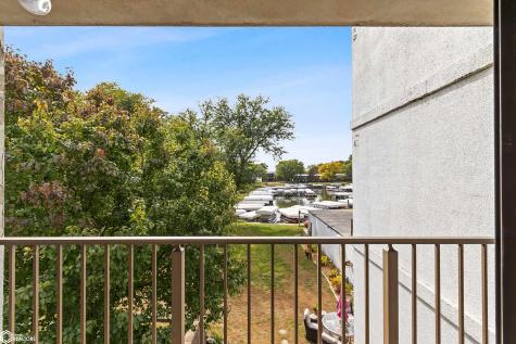 2700 N Shore Drive Clear Lake IA 50428