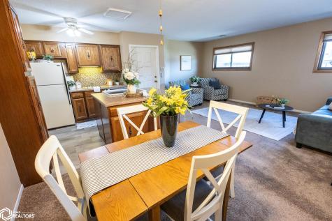 600 #A2 Briarstone Drive Mason City IA 50401