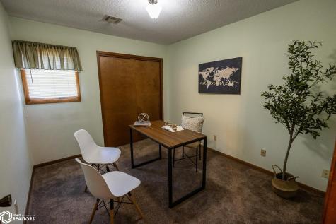 600 #A2 Briarstone Drive Mason City IA 50401