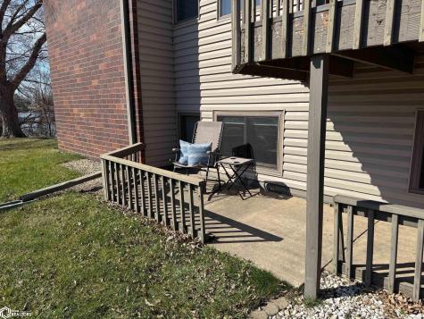 600 #A2 Briarstone Drive Mason City IA 50401