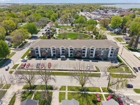 809 7th Avenue N #313 Clear Lake IA 50428