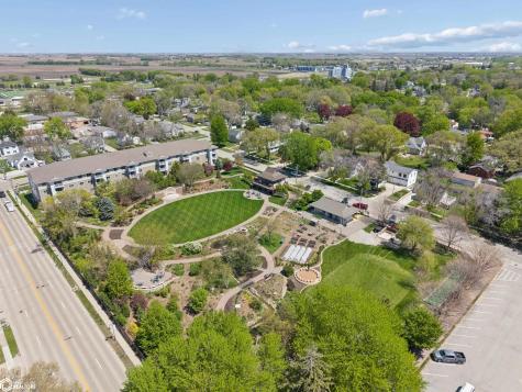 809 7th Avenue N #313 Clear Lake IA 50428