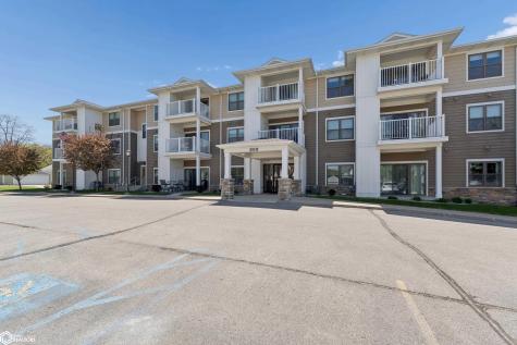 809 7th Avenue N #313 Clear Lake IA 50428