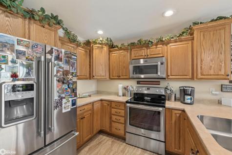 809 7th Avenue N #313 Clear Lake IA 50428