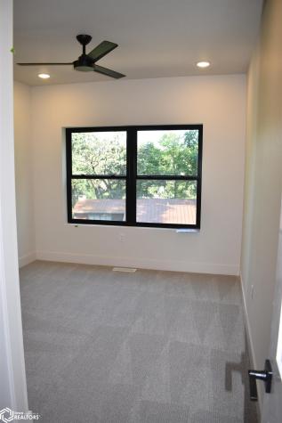 2354 River Road Iowa Falls IA 50126