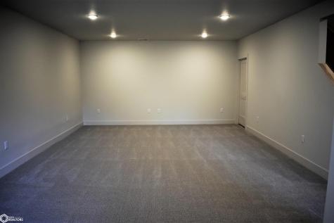 2354 River Road Iowa Falls IA 50126