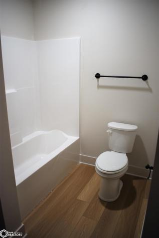 2354 River Road Iowa Falls IA 50126