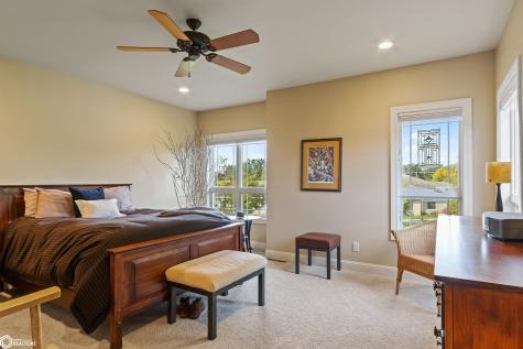 516 Lexington Drive Clear Lake IA 50428