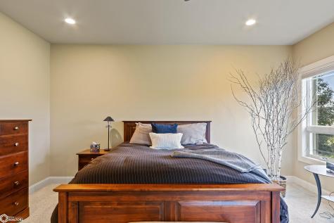 516 Lexington Drive Clear Lake IA 50428