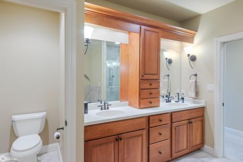 516 Lexington Drive Clear Lake IA 50428