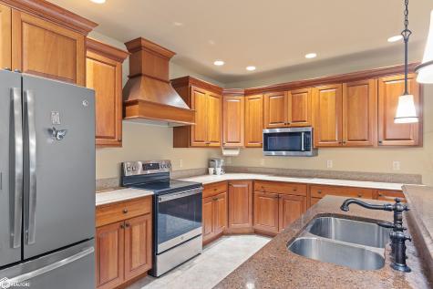 516 Lexington Drive Clear Lake IA 50428