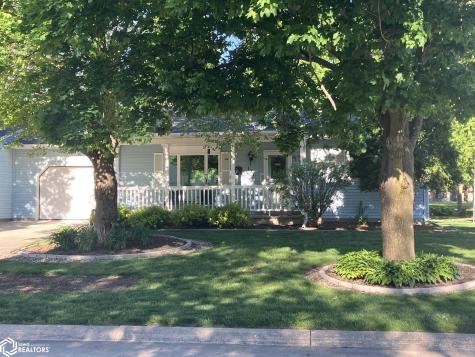 127 Country Club Drive Belmond IA 50421