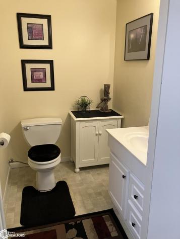127 Country Club Drive Belmond IA 50421