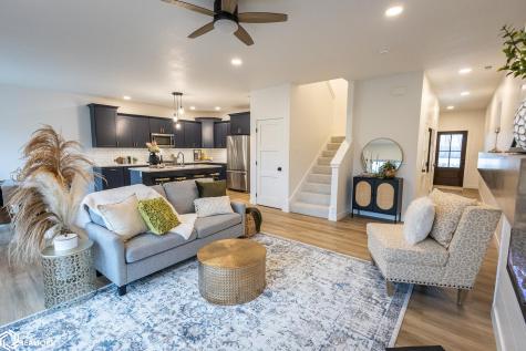 214 Stonebrook Court Clear Lake IA 50428