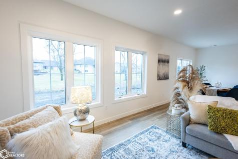 214 Stonebrook Court Clear Lake IA 50428