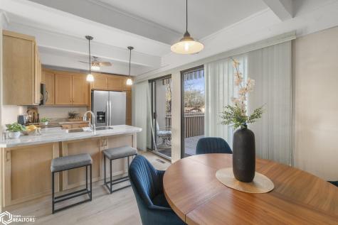 2700 N Shore Drive L-34 Clear Lake IA 50428