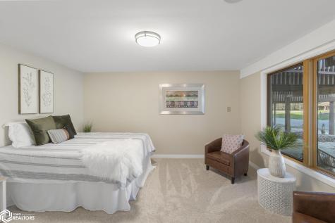 2700 N Shore Drive L-34 Clear Lake IA 50428