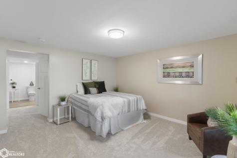 2700 N Shore Drive L-34 Clear Lake IA 50428
