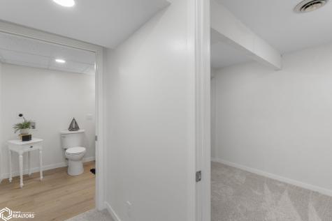 2700 N Shore Drive L-34 Clear Lake IA 50428