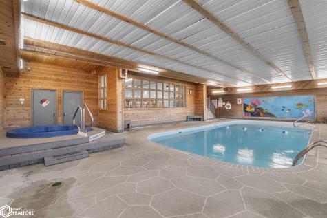 2700 N Shore Drive L-34 Clear Lake IA 50428