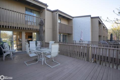 2700 N Shore Drive L-34 Clear Lake IA 50428