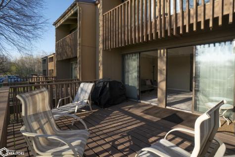 2700 N Shore Drive L-34 Clear Lake IA 50428