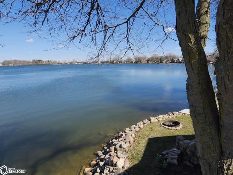 2405 186th Street Clarion IA 50525