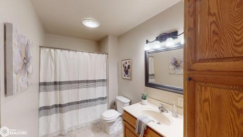 227 Westview Drive S Rockwell IA 50469