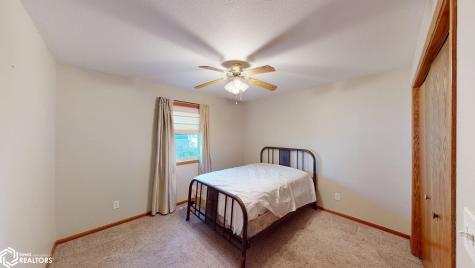 227 Westview Drive S Rockwell IA 50469