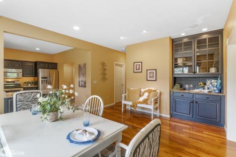 2005 Hunters Ridge Drive Mason City IA 50401