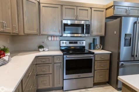 809 7th Ave N #102 Clear Lake IA 50428