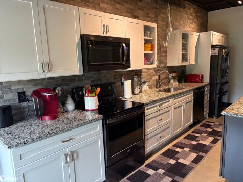 110 Rocksylvania Avenue Unit B01 Iowa Falls IA 50126