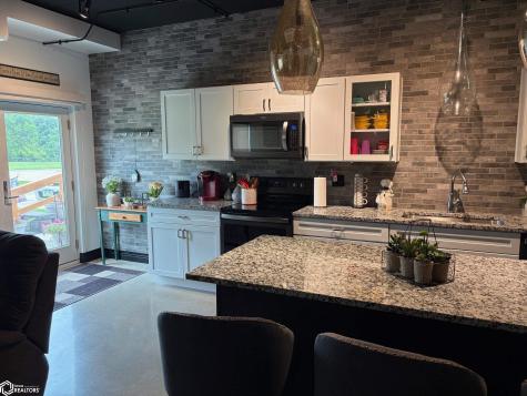 110 Rocksylvania Avenue Unit B01 Iowa Falls IA 50126