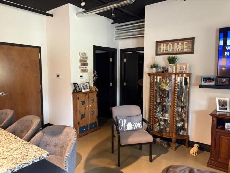 110 Rocksylvania Avenue Unit B01 Iowa Falls IA 50126