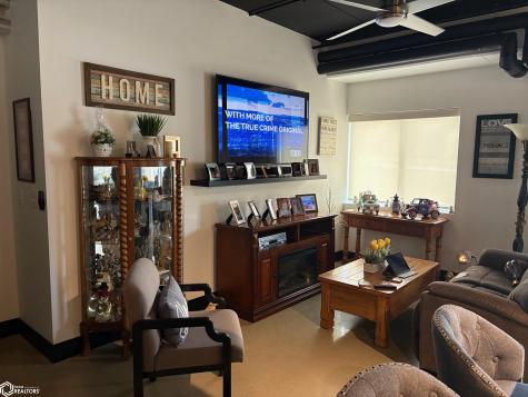 110 Rocksylvania Avenue Unit B01 Iowa Falls IA 50126