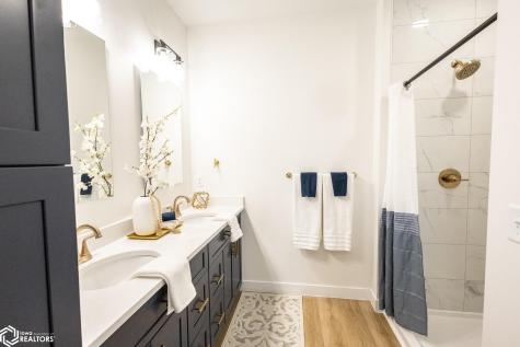 204 Stonebrook Court Clear Lake IA 50428