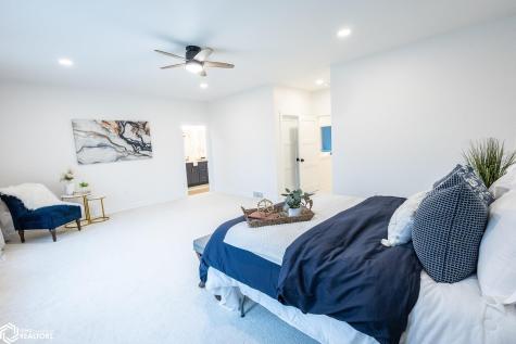 204 Stonebrook Court Clear Lake IA 50428