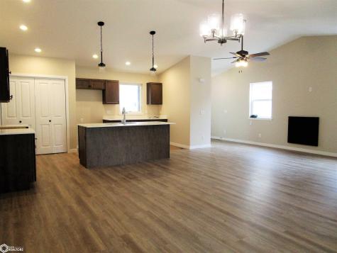 2319 Heritage Lane Iowa Falls IA 50126